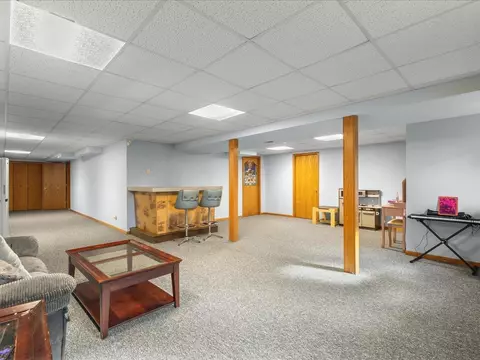Living - 1101 Drexel Rd, Lake Summerset, IL 61019 photo 7 of 8
