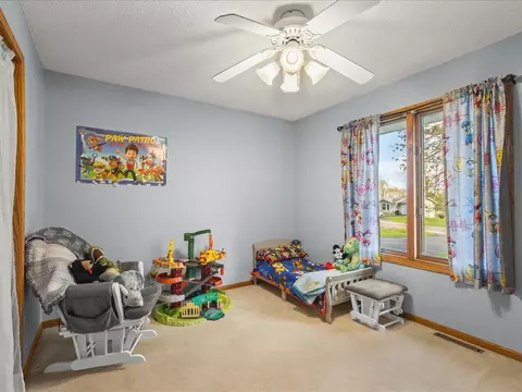 Bedroom - 1101 Drexel Rd, Lake Summerset, IL 61019 photo 11 of 12