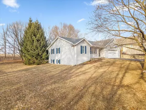 Exterior - 1101 Drexel Rd, Lake Summerset, IL 61019 photo 3 of 4