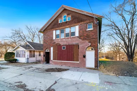 914-916 N Winnebago St, Rockford, IL 61103