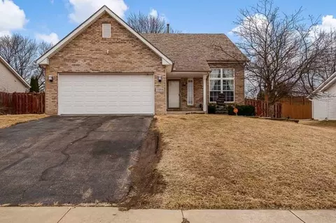 5094 Grand Cape Rd, Rockford, IL 61109
