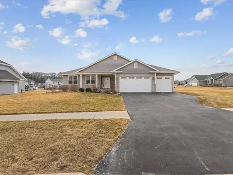 11740 River Hills Pkwy, Rockton, IL 61072