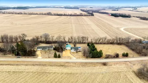 8701 N Main St, Leaf River, IL 61047 photo 3