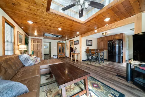 8701 N Main St, Leaf River, IL 61047 photo 8