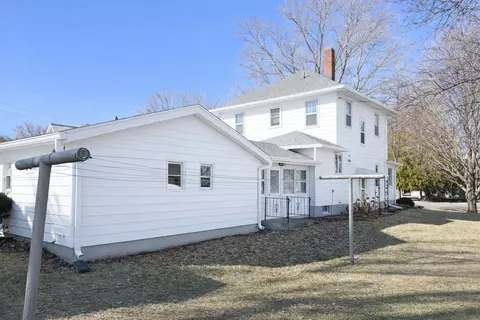 503 N Main St, Chadwick, IL 61014 photo 5