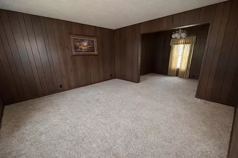 503 N Main St, Chadwick, IL 61014 photo 14