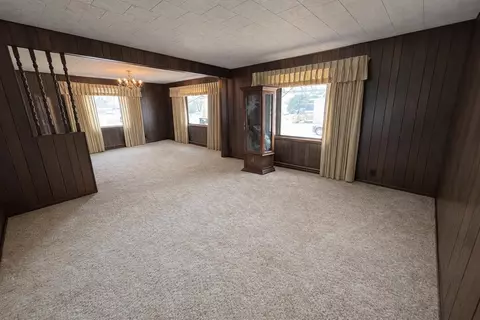 503 N Main St, Chadwick, IL 61014 photo 15
