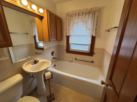 503 N Main St, Chadwick, IL 61014 photo 34