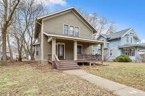 1926 Cumberland St, Rockford, IL 61103