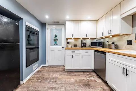 5124 W 64th St, Chicago, IL 60638 photo 8