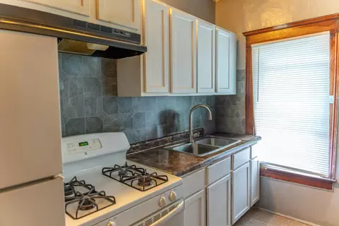Kitchen - 302 E Prospect Ter, Freeport, IL 61032 photo 1 of 2