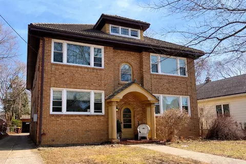 2123 Douglas St, Rockford, IL 61103