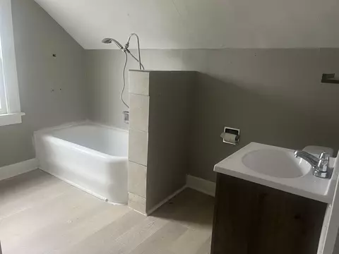 1478 S High Ave, Freeport, IL 61032 photo 8