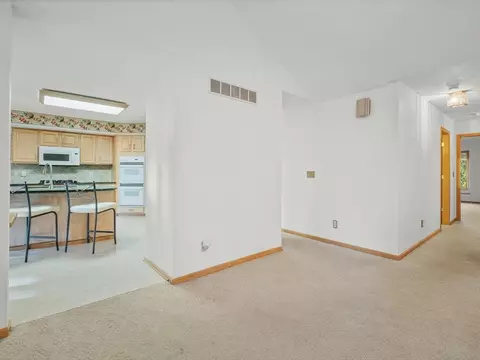 1969 Baintree Rd, Lake Summerset, IL 61019 photo 11