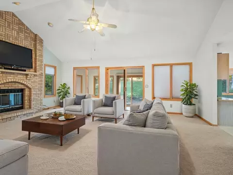 1969 Baintree Rd, Lake Summerset, IL 61019 photo 6