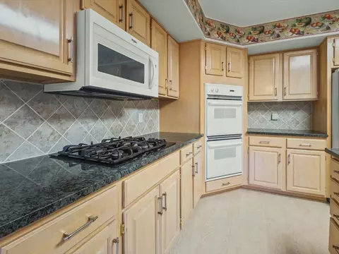 1969 Baintree Rd, Lake Summerset, IL 61019 photo 12