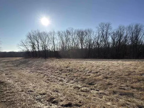 16-84 Canterberry Dr, Lake Carroll, IL 61046