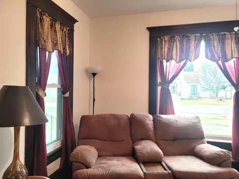 406 S Garfield St, Leaf River, IL 61047 photo 15