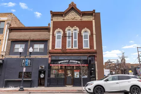 308-310 E State St, Rockford, IL 61104