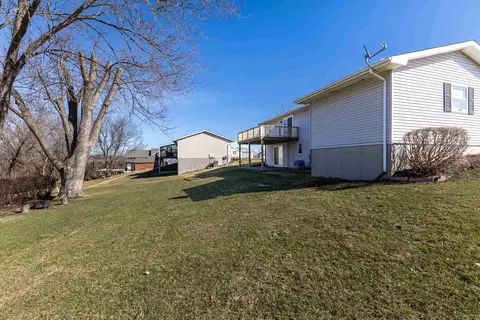Exterior - 322 Apache Ct, Galena, IL 61036 photo 7 of 7