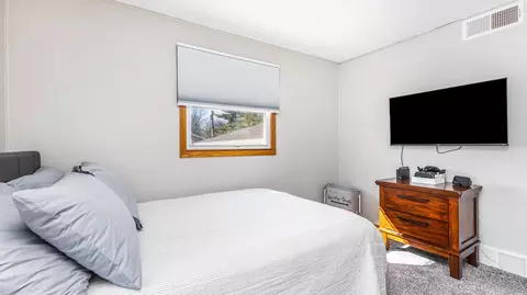 Bedroom - 322 Apache Ct, Galena, IL 61036 photo 5 of 9