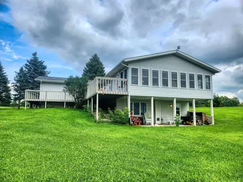 25-41 Old Mill Rd, Lanark, IL 61046