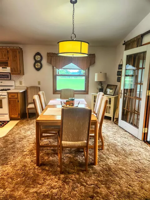 Dining - 25-41 Old Mill Rd, Lanark, IL 61046 photo 2 of 3