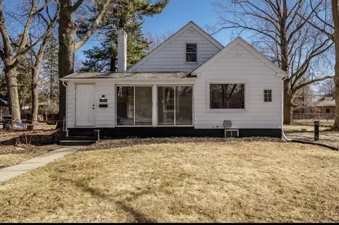 3439 Latham St, Rockford, IL 61103