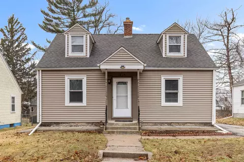 1615 Warren Rd, Rockford, IL 61108