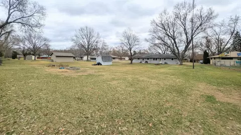 5790 Ada Dr, Roscoe, IL 61073 photo 5