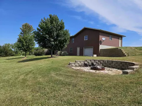 Exterior - 30-45 Brookside Dr, Lanark, IL 61046 photo 1 of 9