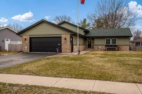 1019 Bunting Dr, Machesney Park, IL 61115