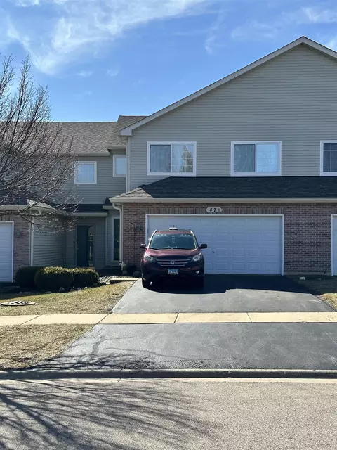 47 Rolling Oaks Rd # D, Sugar Grove, IL 60554