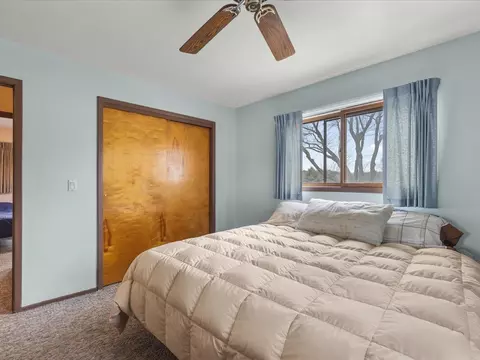 Bedroom - 840 Breckenboro Dr, Lake Summerset, IL 61019 photo 1 of 8