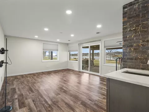 Living - 840 Breckenboro Dr, Lake Summerset, IL 61019 photo 7 of 7