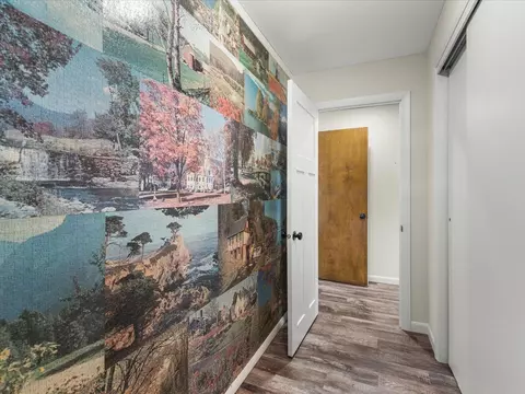 Entry Way - 840 Breckenboro Dr, Lake Summerset, IL 61019 photo 1 of 3