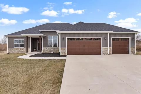 4144 Trimble Ln, Rockford, IL 61102