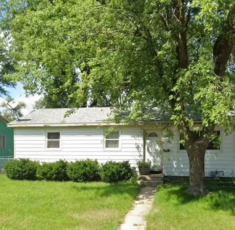 1014 Kingsley Dr, Machesney Park, IL 61115