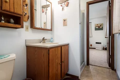 Bath - 12994 Echo Dr, Rockton, IL 61072 photo 1 of 3