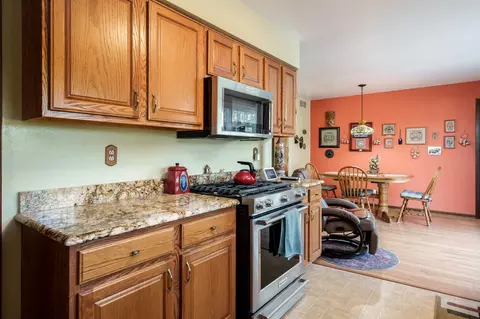 Kitchen - 12994 Echo Dr, Rockton, IL 61072 photo 5 of 5