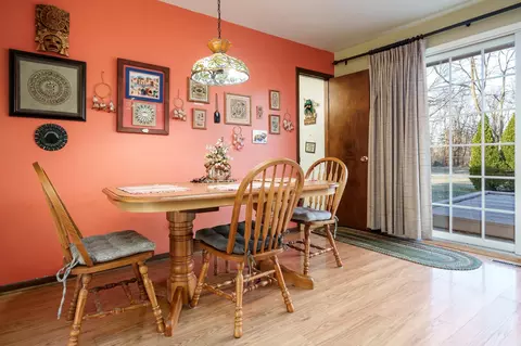 Dining - 12994 Echo Dr, Rockton, IL 61072 photo 1 of 2