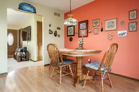 Dining - 12994 Echo Dr, Rockton, IL 61072 photo 2 of 2