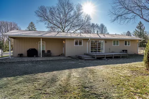 Exterior - 12994 Echo Dr, Rockton, IL 61072 photo 4 of 9