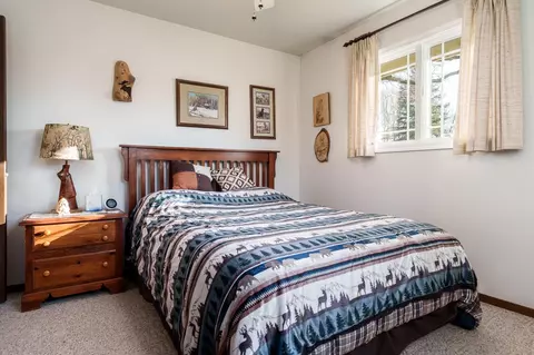 Bedroom - 12994 Echo Dr, Rockton, IL 61072 photo 5 of 7