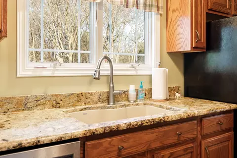 Kitchen - 12994 Echo Dr, Rockton, IL 61072 photo 3 of 5