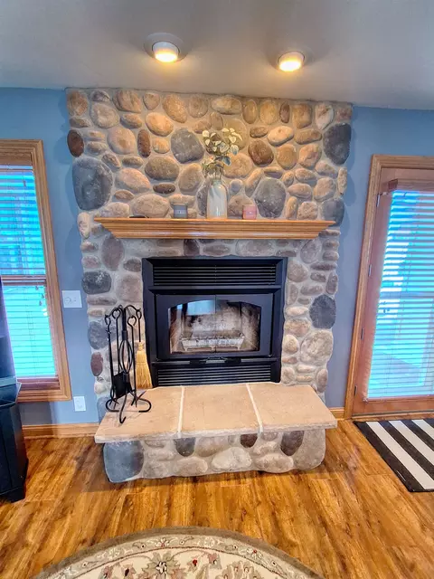 Living - 1-11 Grandview Dr, Lanark, IL 61046 photo 3 of 5
