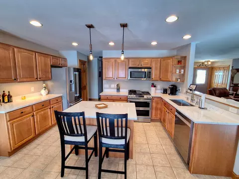 Kitchen - 1-11 Grandview Dr, Lanark, IL 61046 photo 4 of 4