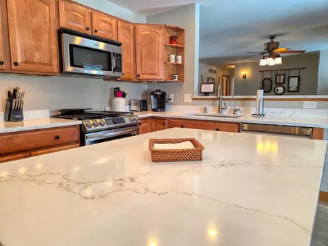 Kitchen - 1-11 Grandview Dr, Lanark, IL 61046 photo 3 of 4
