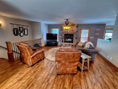 Living - 1-11 Grandview Dr, Lanark, IL 61046 photo 4 of 5