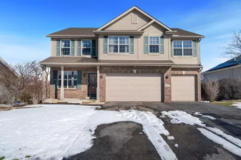 8451 Mitchell Rd, Machesney Park, IL 61115